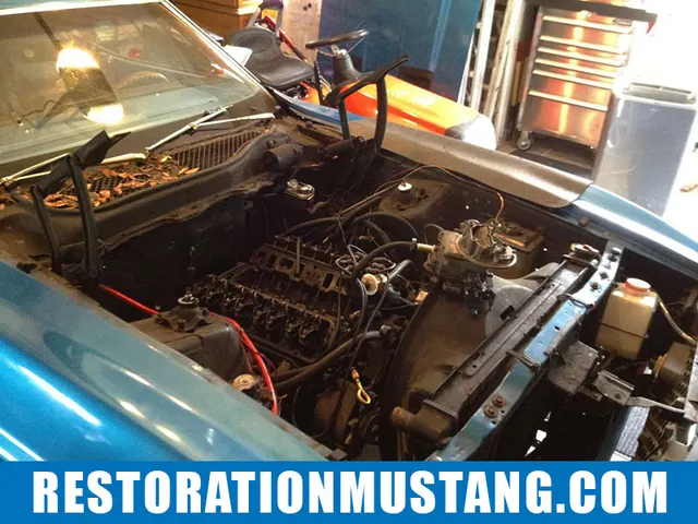 1972 Mustang Fastback Small Block Ford Engine Overhaul: Removing Bolt Ons