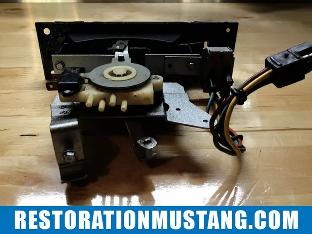 Air Conditioning A/C Heater Control Assembly 71 72 73 Ford Mustang