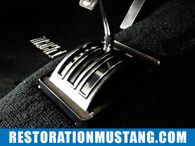 Shifter bezel installed for automatic transmission | 71 72 73 Mustang Fastback