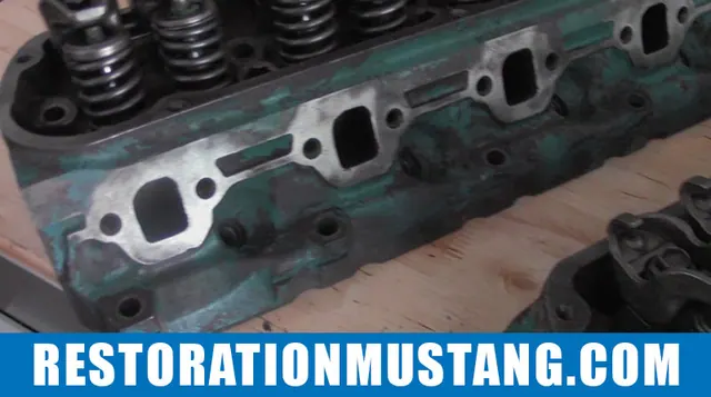 Cleaning & Painting The Freshly Machined Heads | Small Block Ford 302