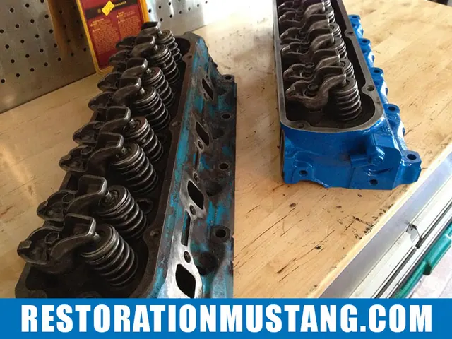 Cleaning & Painting The Freshly Machined Heads | Small Block Ford 302