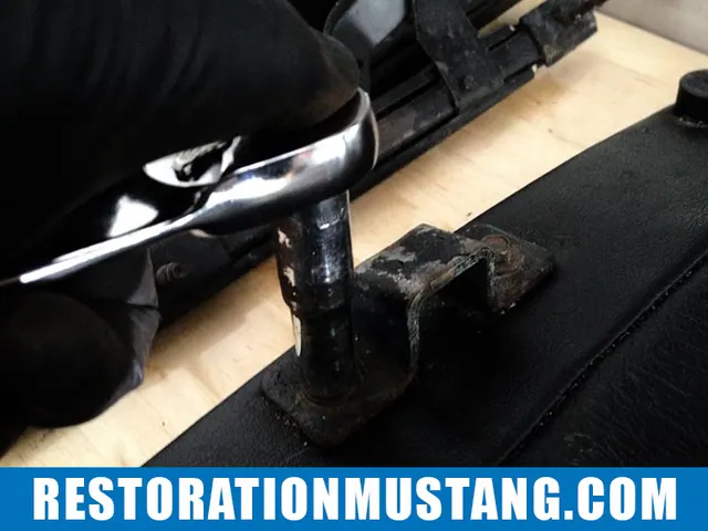 Passenger seat disassembly & preparation for upholstery 71 72 73 mustang