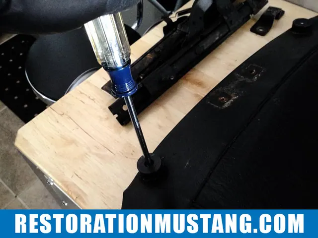 Passenger seat disassembly & preparation for upholstery 71 72 73 mustang