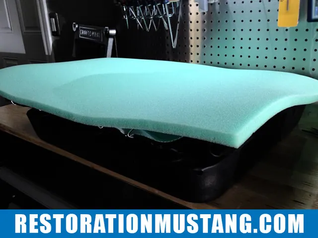 Passenger seat disassembly & preparation for upholstery 71 72 73 mustang