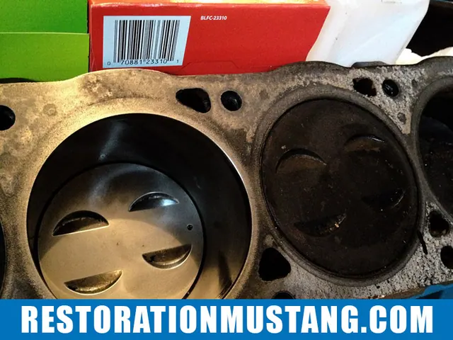How To Clean The Carbon From Top Of Pistons | Using Only Household Products