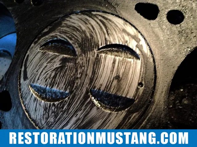 How To Clean The Carbon From Top Of Pistons | Using Only Household Products