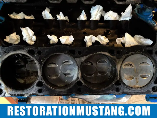 How To Clean The Carbon From Top Of Pistons | Using Only Household Products