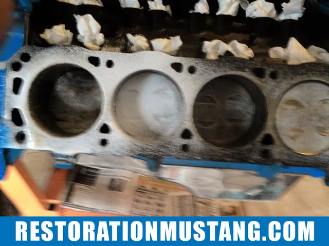 How To Clean The Carbon From Top Of Pistons | Using Only Household Products