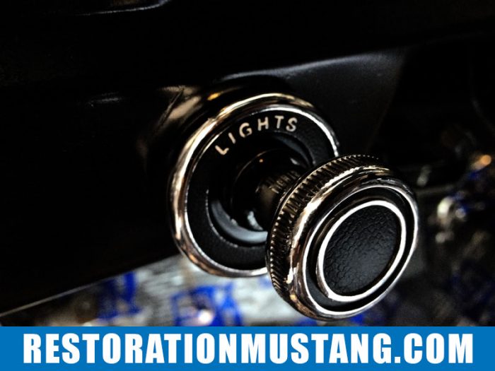 Head light switch bezel retaining nut and washer Fitting a 70 mustang